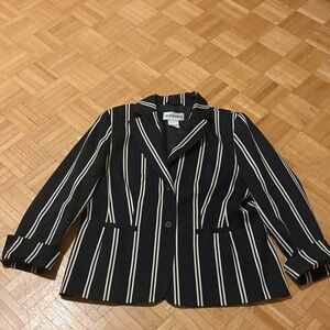 Steilmann Black and White Striped Blazer